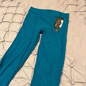 Teal Leggings with back pockets